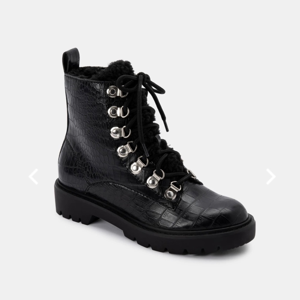 Puck Booties